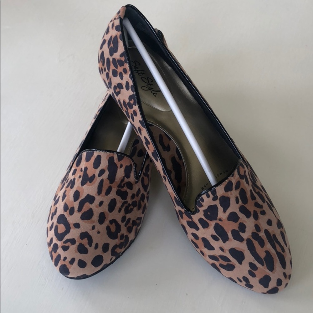 Brand New Leopard Flats —Size 8